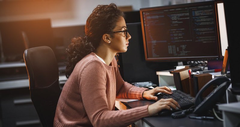  Expectation-Maximisation for Gaussian Mixtures: A Latent Variable Approach to Clustering